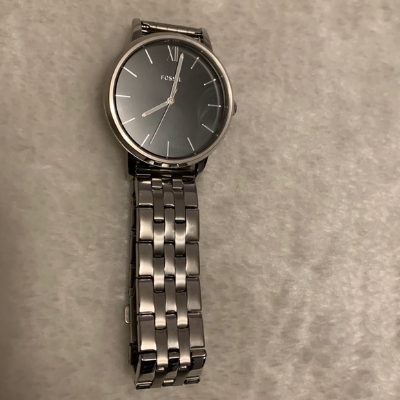 NEW FOSSIL WATCH - Picture 4 of 7